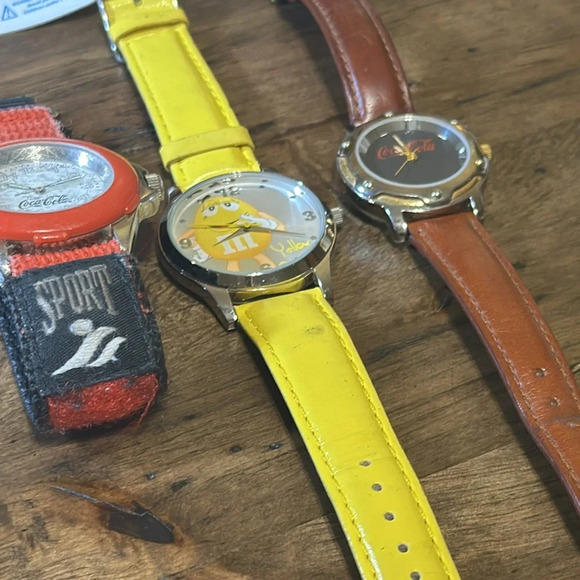 VTG Jewelry Lot Bundle of 7 Count Pieces (6 Watches & 1 Set Ear Ring ASS. style main image 10